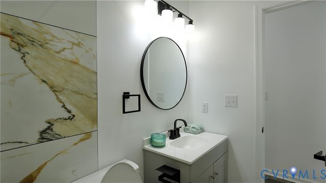 326 Mars St, Petersburg, VA 23803