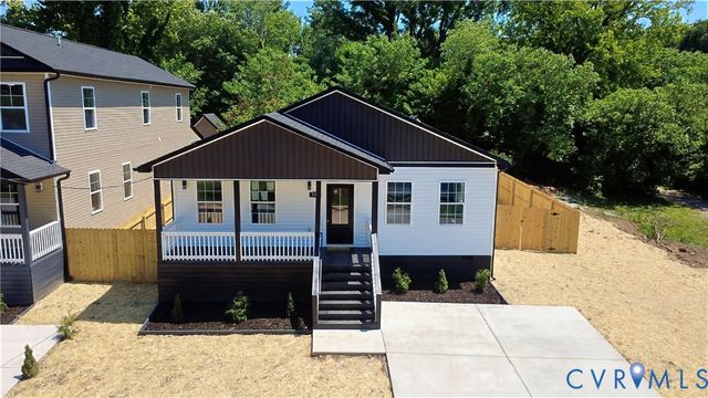 326 Mars St, Petersburg, VA 23803