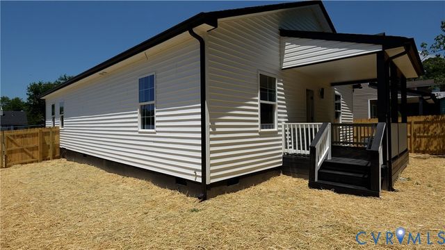 326 Mars St, Petersburg, VA 23803