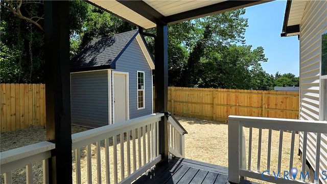 326 Mars St, Petersburg, VA 23803