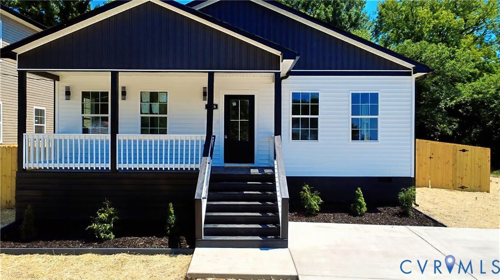 326 Mars St, Petersburg, VA 23803