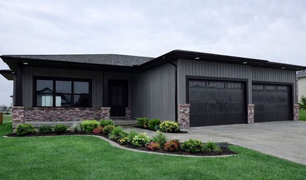 103 Bowz Drive, Downs, IL 61736