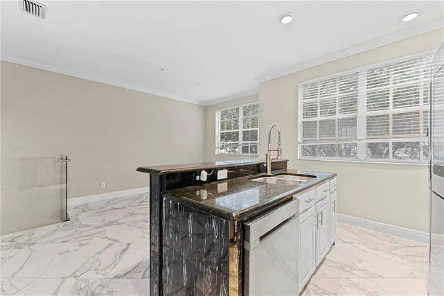 1437 HARBOUR WALK ROAD, Tampa, FL 33602