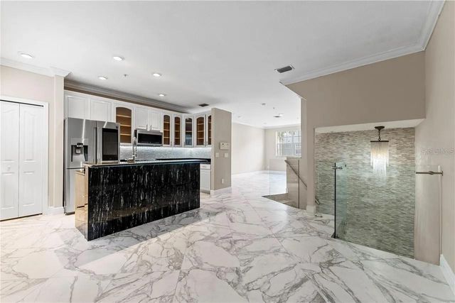 1437 HARBOUR WALK ROAD, Tampa, FL 33602