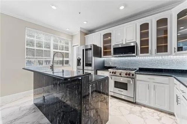 1437 HARBOUR WALK ROAD, Tampa, FL 33602