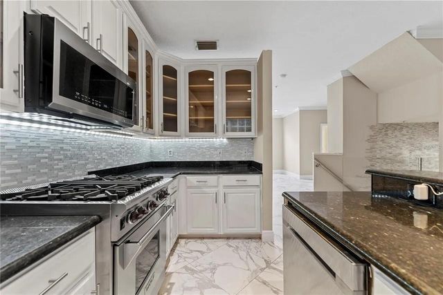 1437 HARBOUR WALK ROAD, Tampa, FL 33602