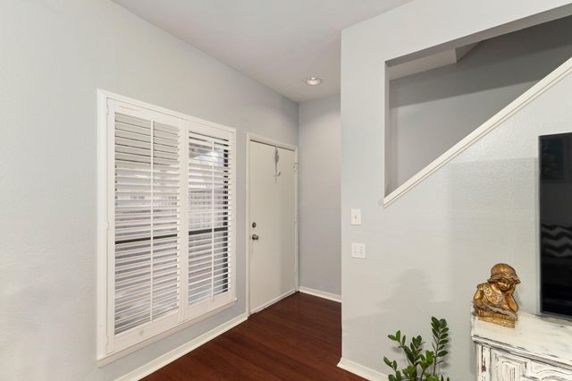1625 Prairie Grove Drive, Houston, TX 77077