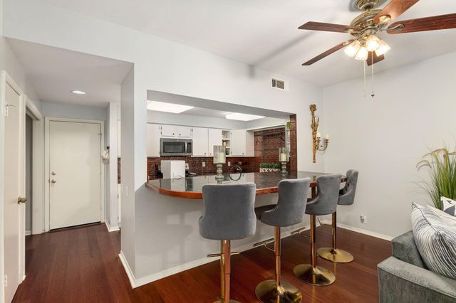 1625 Prairie Grove Drive, Houston, TX 77077