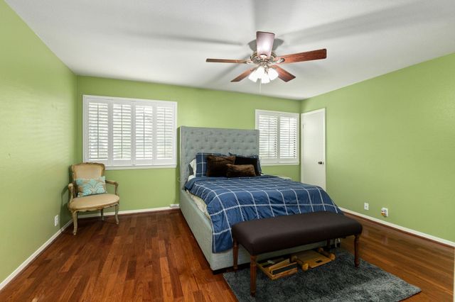 1625 Prairie Grove Drive, Houston, TX 77077