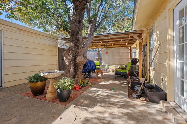 5729 38th Street, Lubbock, TX 79407