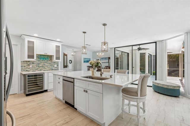 4627 TRAILS DRIVE, Sarasota, FL 34232