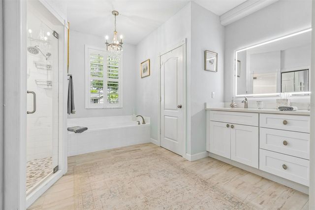 4627 TRAILS DRIVE, Sarasota, FL 34232