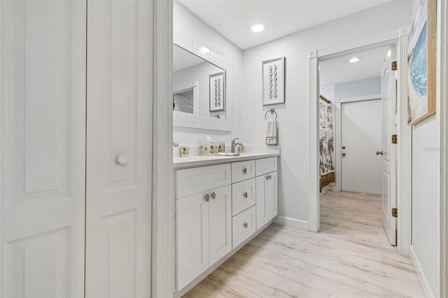 4627 TRAILS DRIVE, Sarasota, FL 34232