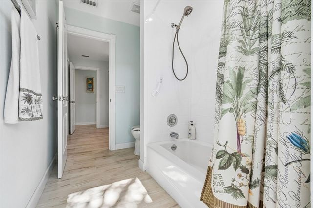 4627 TRAILS DRIVE, Sarasota, FL 34232