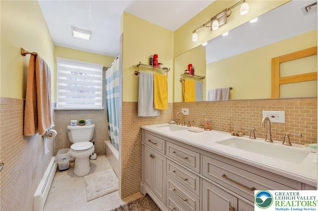 2607 Swanson Street, Palmer Twp, PA 18045
