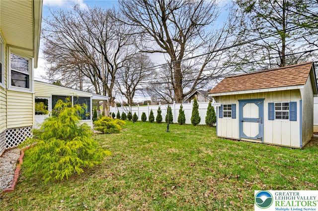 2607 Swanson Street, Palmer Twp, PA 18045