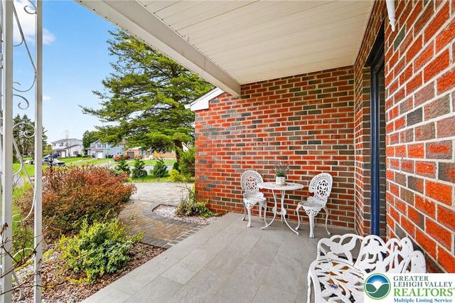 2607 Swanson Street, Palmer Twp, PA 18045