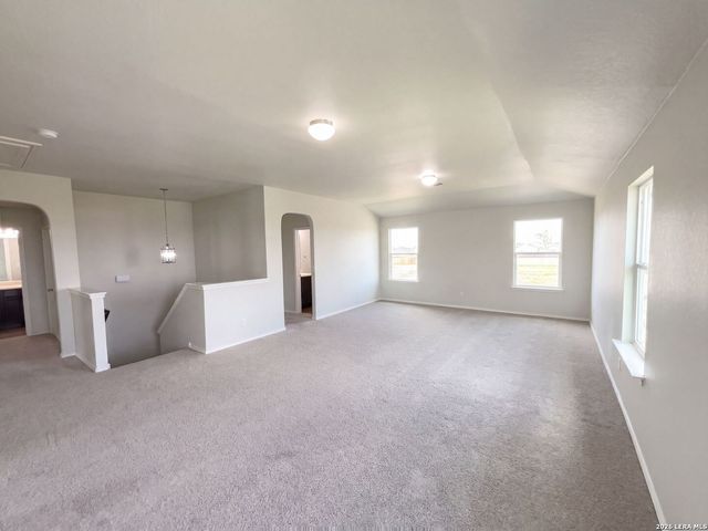 11503 N Peak, San Antonio, TX 78245