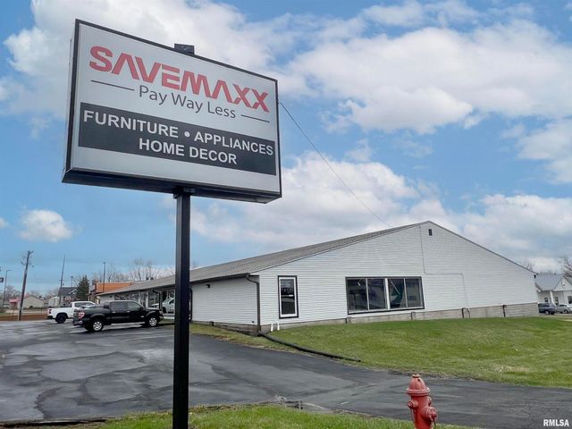 1323 11TH Street, De Witt, IA 52742