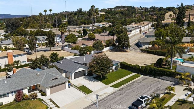 206 N Kennebec, Anaheim, CA 92807