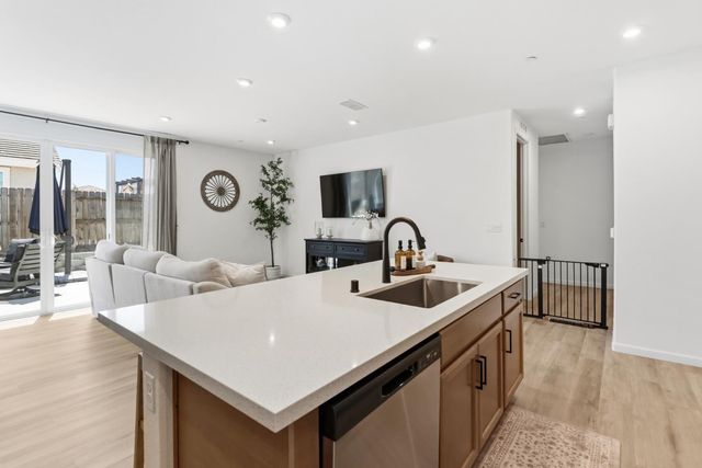 11974 Armandi Way, Rancho Cordova, CA 95742
