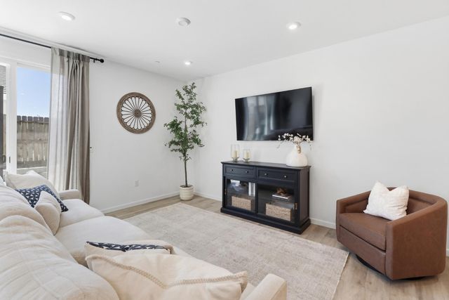 11974 Armandi Way, Rancho Cordova, CA 95742