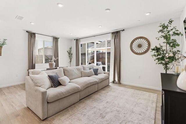 11974 Armandi Way, Rancho Cordova, CA 95742