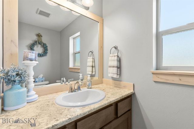 1607 Roundup Blvd, Belgrade, MT 59714