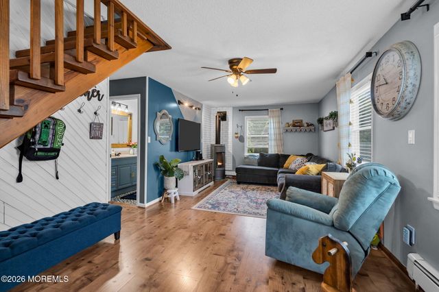 132 Topside Road, Manahawkin, NJ 08050
