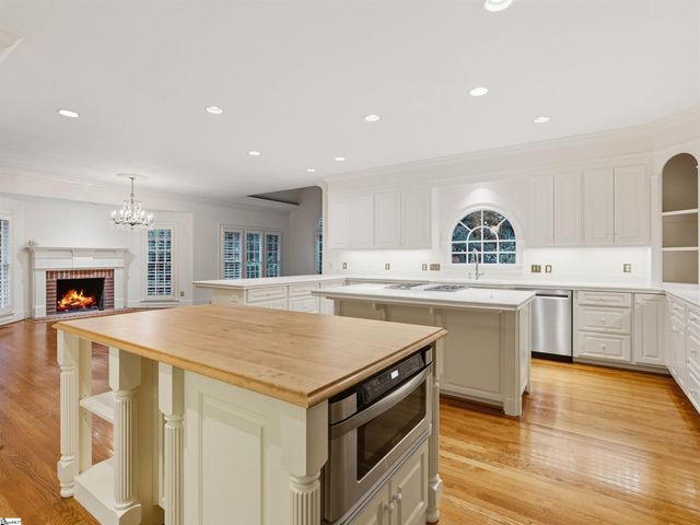 103 Turner Forest Lane, Simpsonville, SC 29681