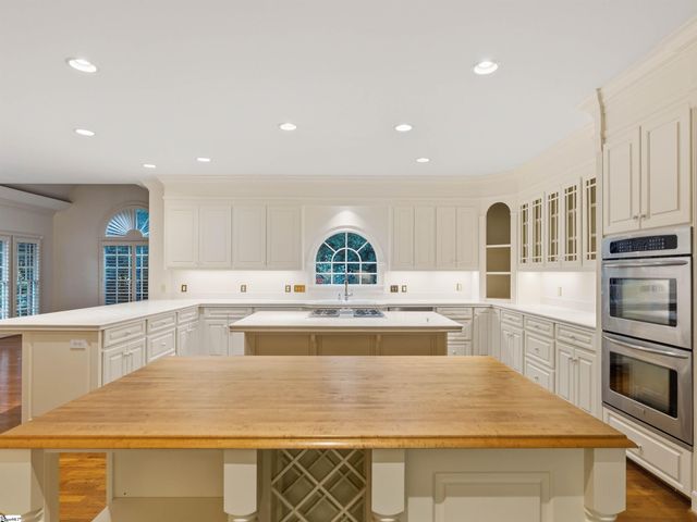 103 Turner Forest Lane, Simpsonville, SC 29681