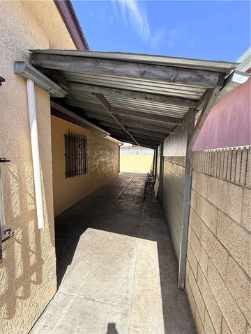 15120 Bellota Ave, Paramount, CA 90723