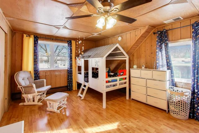 29 S Iowa Avenue, Addison, IL 60101