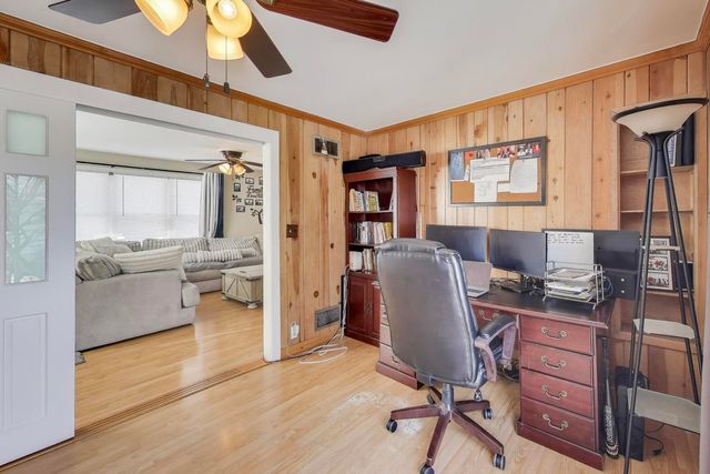 29 S Iowa Avenue, Addison, IL 60101