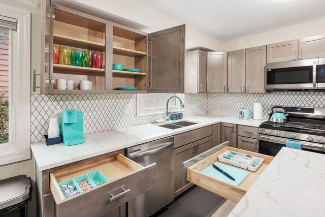 10907 S Normandy Avenue, Worth, IL 60482