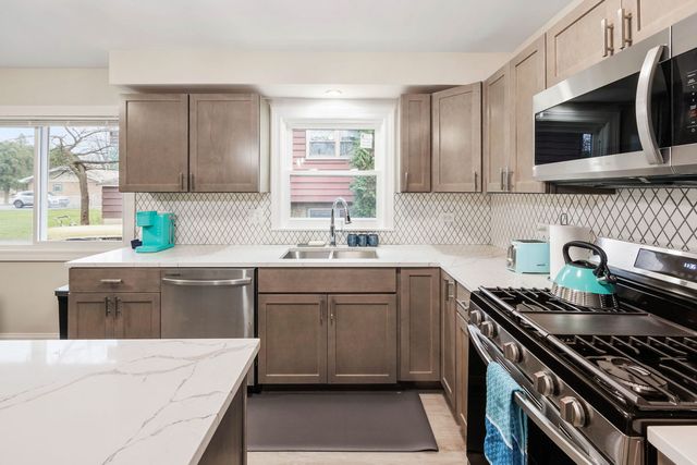 10907 S Normandy Avenue, Worth, IL 60482