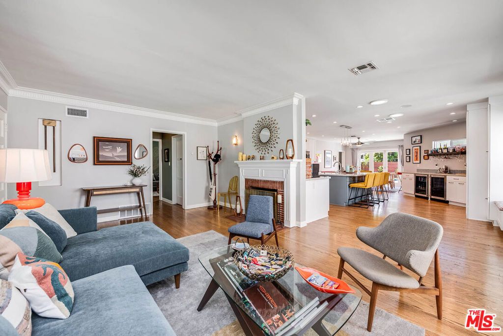 1115 N Screenland Drive, Burbank, CA 91505 — photo 2