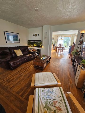 74 North Pleasant Street, Troy, VT 05859
