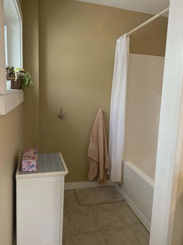 74 North Pleasant Street, Troy, VT 05859