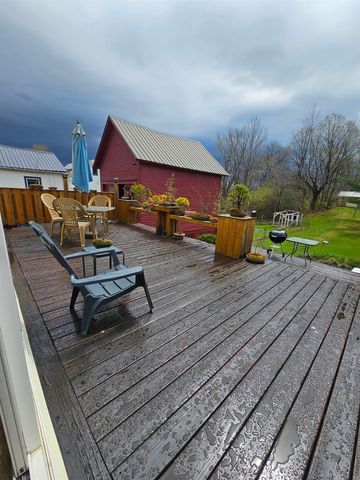 74 North Pleasant Street, Troy, VT 05859