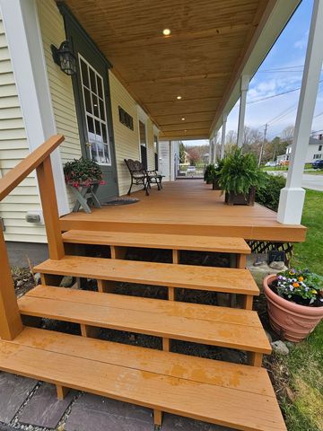 74 North Pleasant Street, Troy, VT 05859