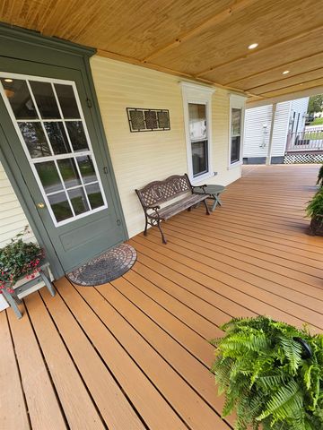 74 North Pleasant Street, Troy, VT 05859