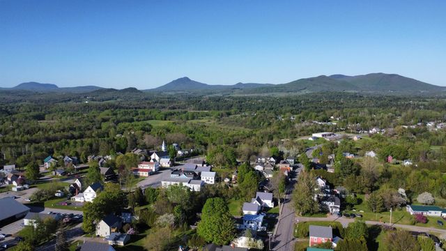 74 North Pleasant Street, Troy, VT 05859