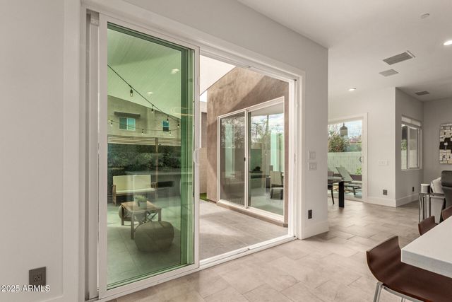 6804 E LYRA Drive, Scottsdale, AZ 85257