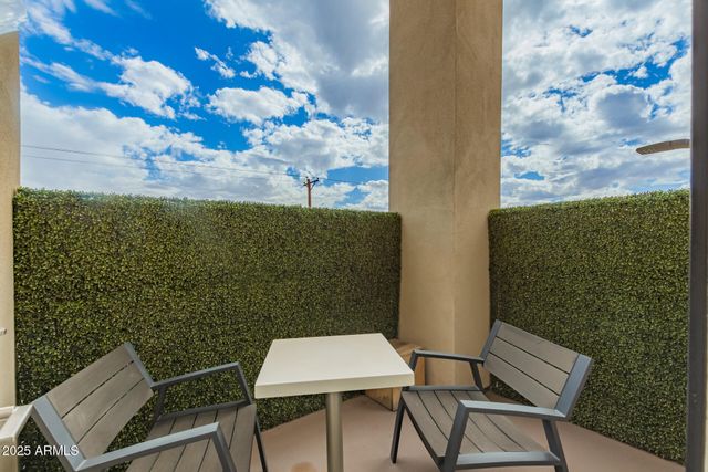 6804 E LYRA Drive, Scottsdale, AZ 85257