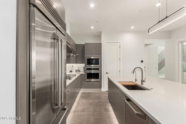 6804 E LYRA Drive, Scottsdale, AZ 85257