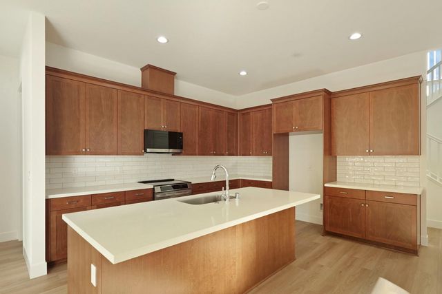 446 Tigris St, Manteca, CA 95337