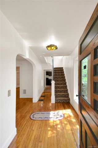 200 Parkview Avenue, Bronxville, NY 10708