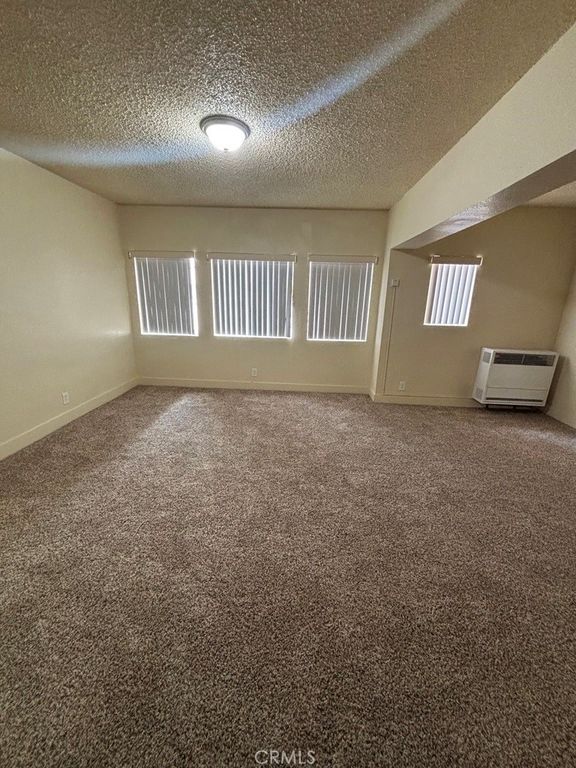811 W 40th, Los Angeles, CA 90037 — photo 2