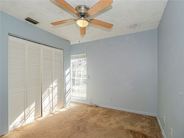 1676 17th Place SW, Vero Beach, FL 32962